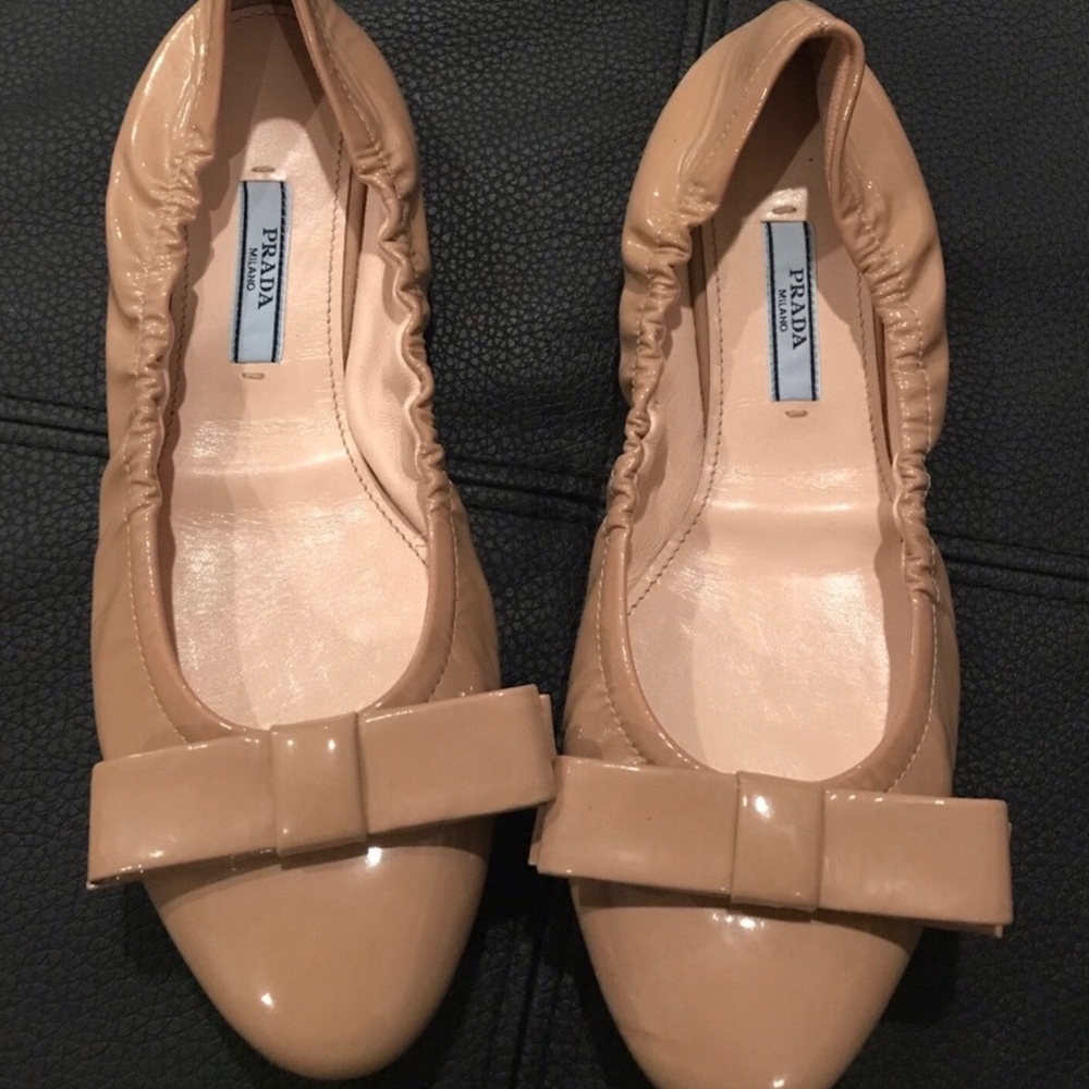 LIKE NEW Authentic Prada flats
